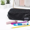 ambientata-astuccio-due-scomparti-prisma-nero