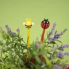molly-pen-bug-inchiostro-blu-ambientata