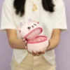 pochette-peluche-softy-axolotl-ambientata